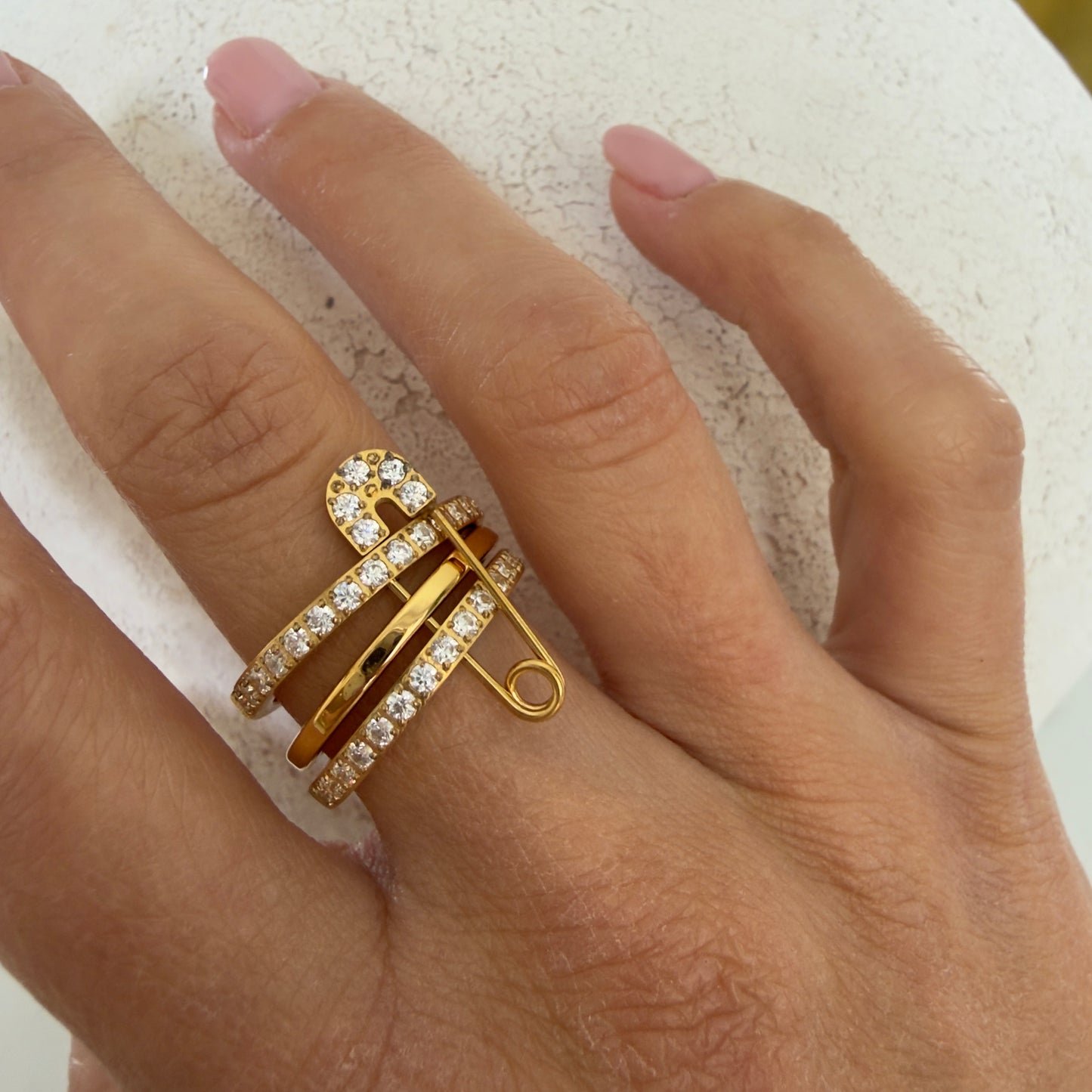 Anello spilla