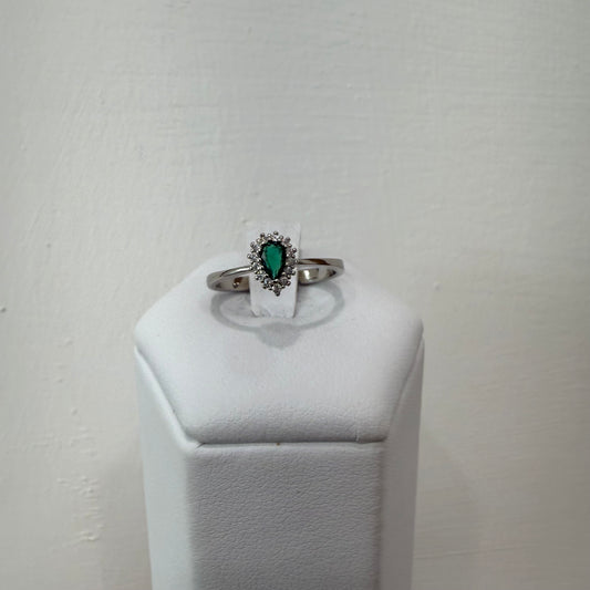 Anello goccia smeraldo