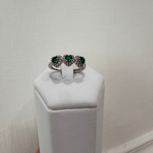 Anello cuori verdi