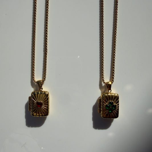 Collana libro