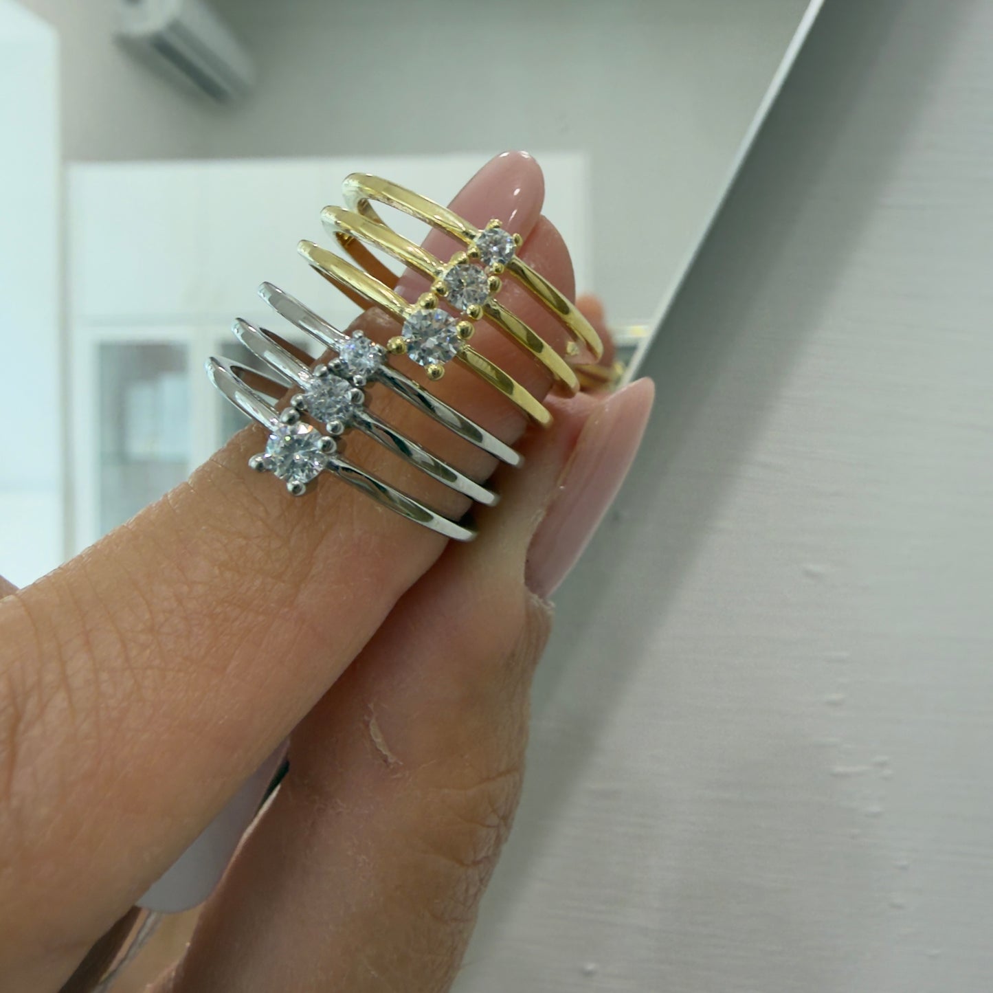 Anello tre punti luce