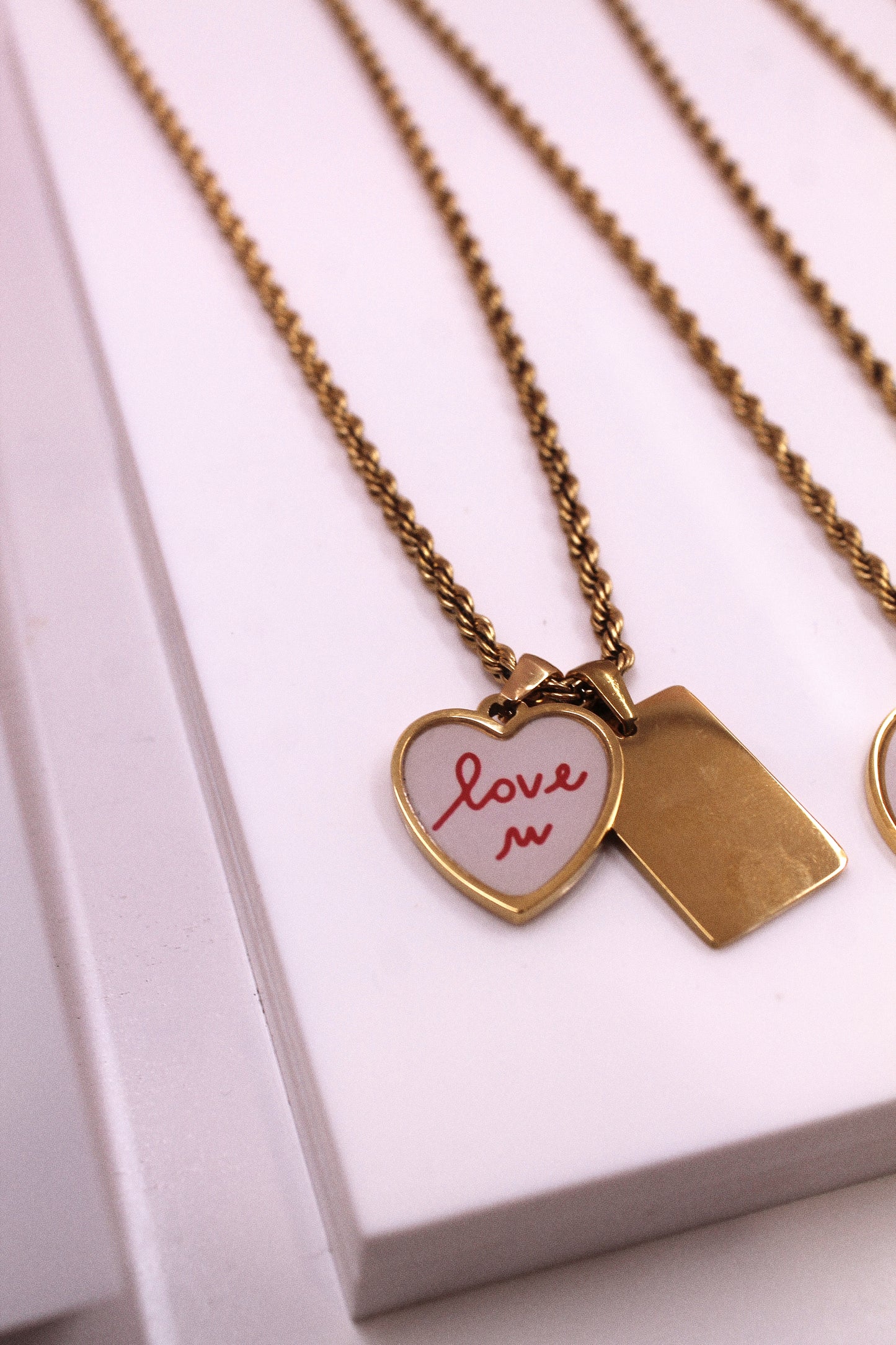 COLLANA LOV U + targhetta