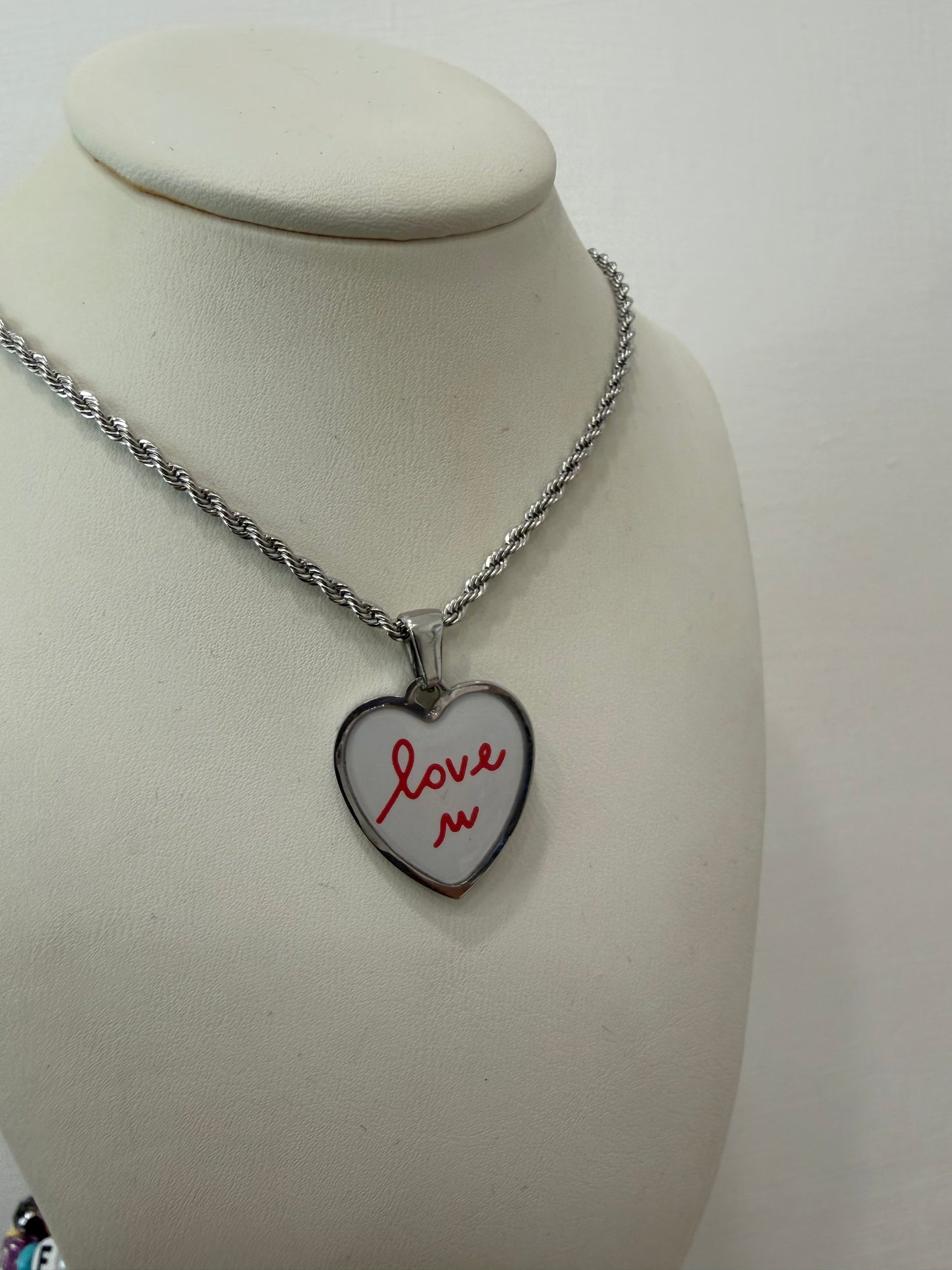 Collana love u