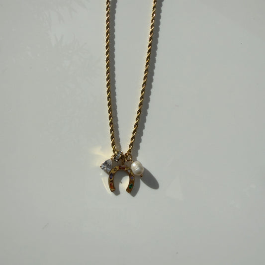 Collana portafortuna